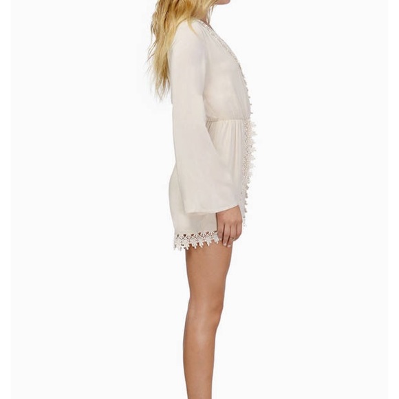 TOBI Cream Romper - Picture 5 of 11